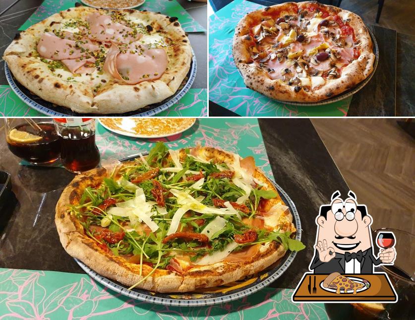 Ordina tra le molte varianti di pizza