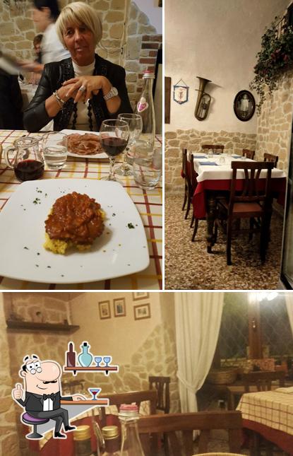 Siediti a un tavolo di Antica Trattoria Breve Respiro