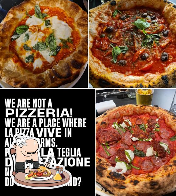 Prenditi una pizza a Pizzeria I Vesuviani