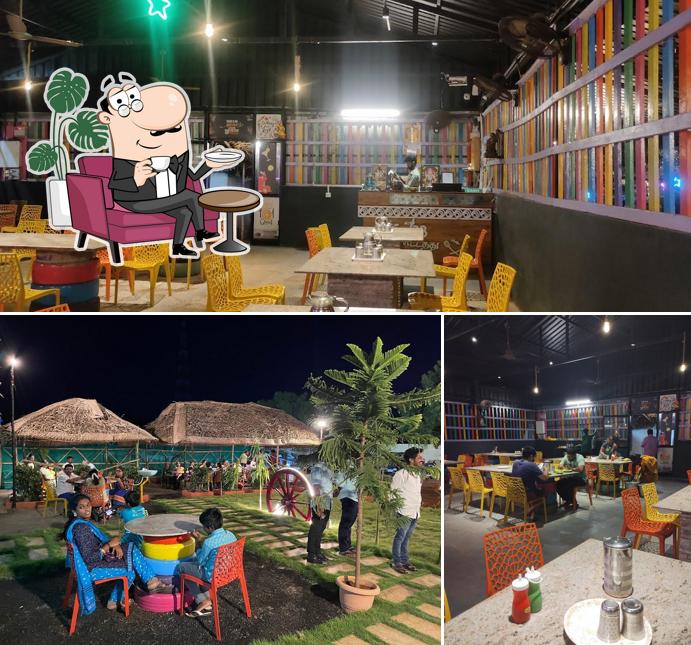 The interior of (TN 63 - GF) GARDEN FEAST - தோட்டத்து விருந்து