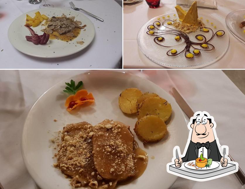 Platti al Trattoria ristorante con Camere Cortiletto D'Alba