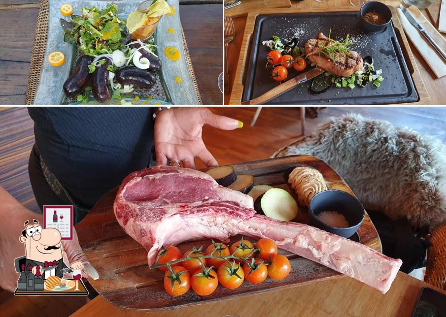 C'è un'ampia varietà di pasti per gli amanti della carne