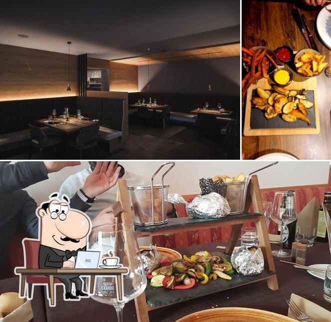 Gli interni di Moretto's Steakhouse