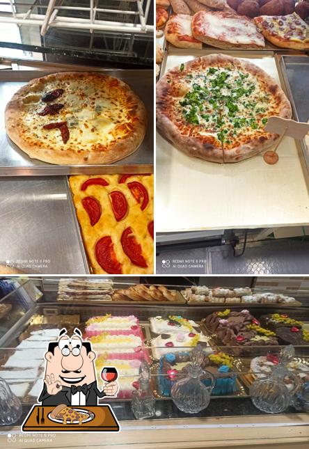 A Pizzeria San Marco, puoi ordinare una bella pizza