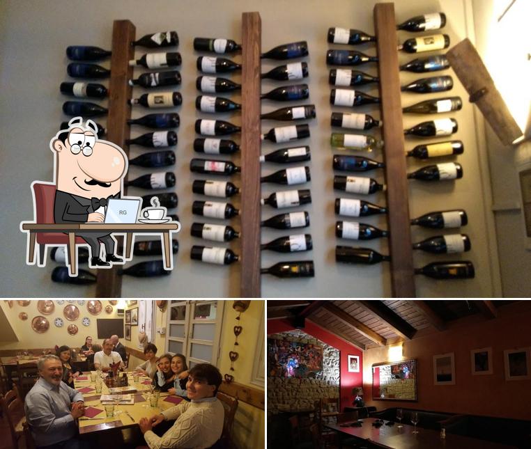 La interni e cibo del ristorante