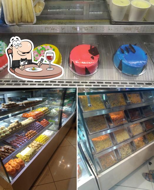 Food at Thrupthi Bakery