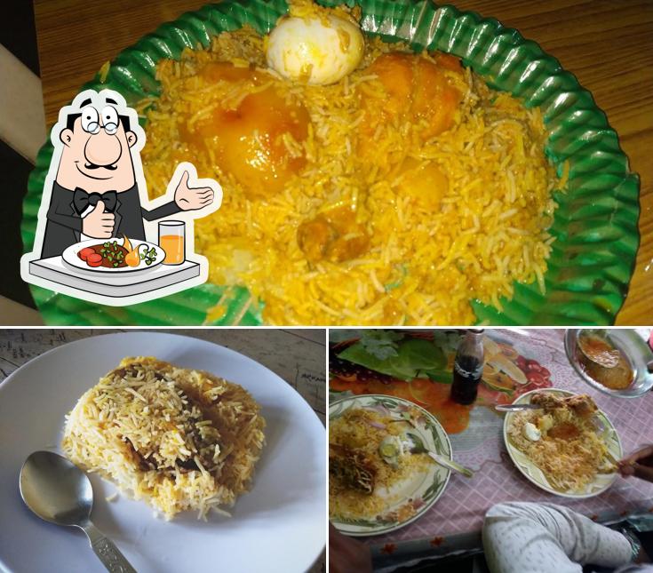 Fried rice at Haji Biryani - Benachity