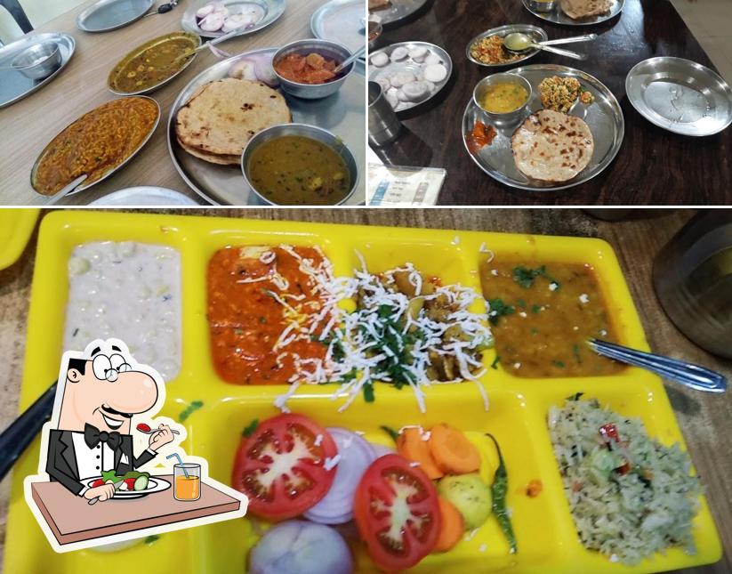 Meals at Jagmeet Dhaba