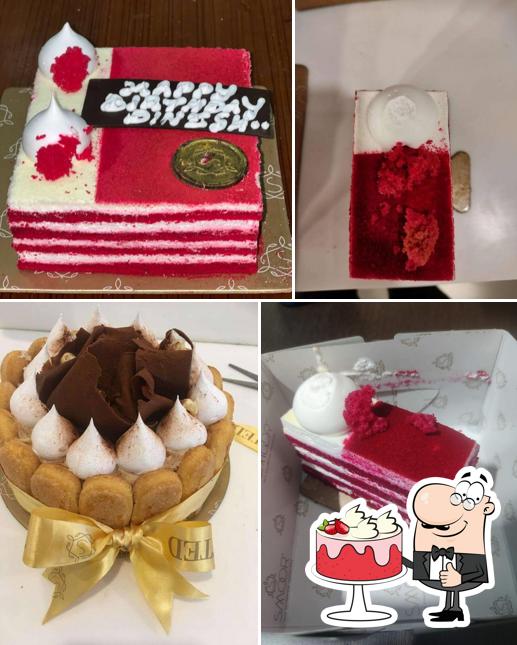 Red velvet cake at Smoor