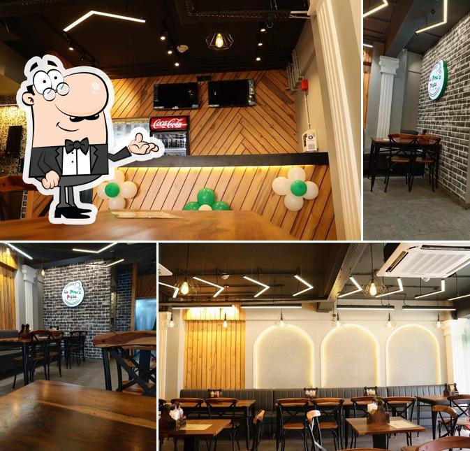 The interior of La Pino'z Pizza Waghodia Dabhoi