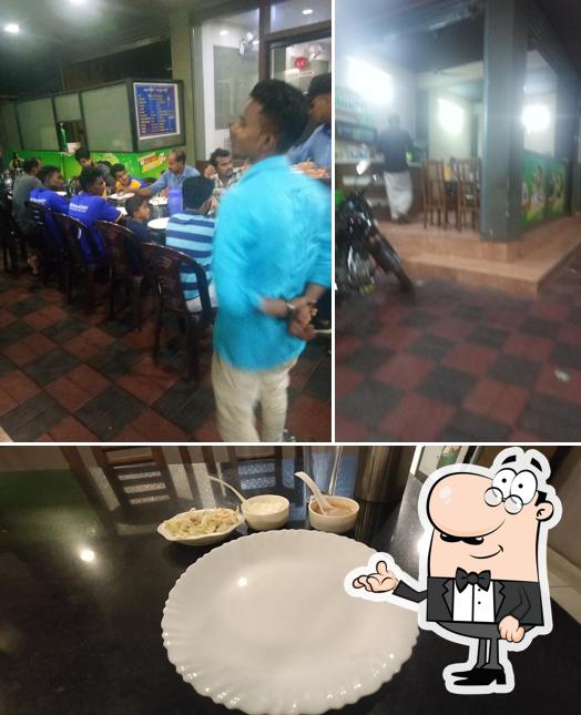 Among different things one can find interior and food at Taza Mandi