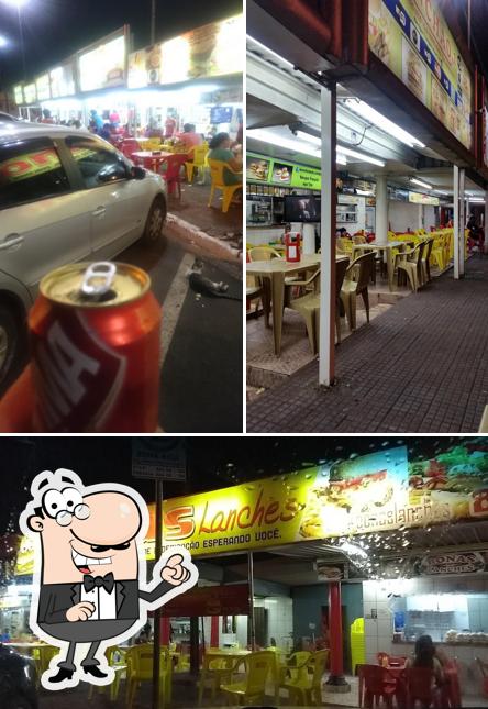 O interior do Bonas Lanches