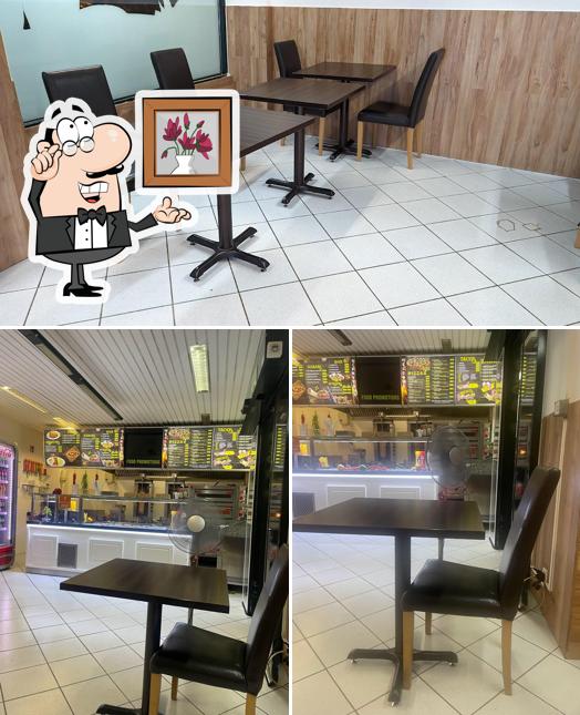 Gli interni di Ali's Pizza & Kebab