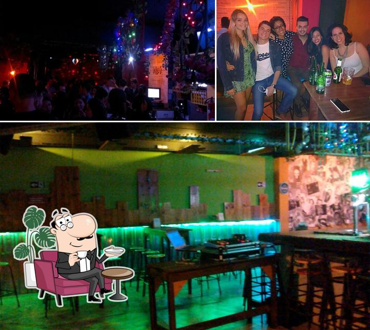 A ilustração da interior e balcão de bar no Laicos Bar Savassi