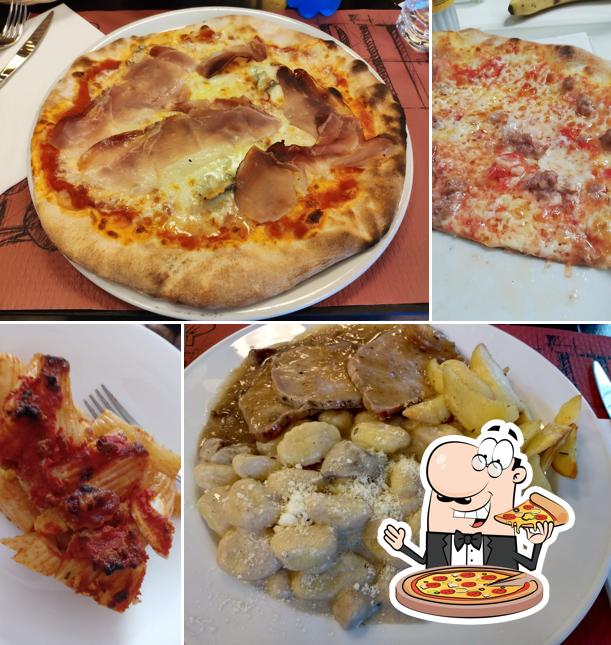Prenditi una pizza a RITA Corte Tegge