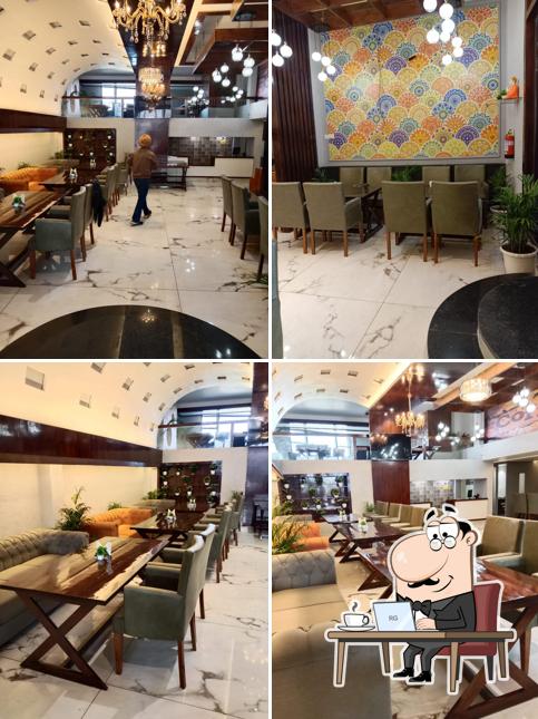 Get 2 Gather (Restaurant & Cafe)