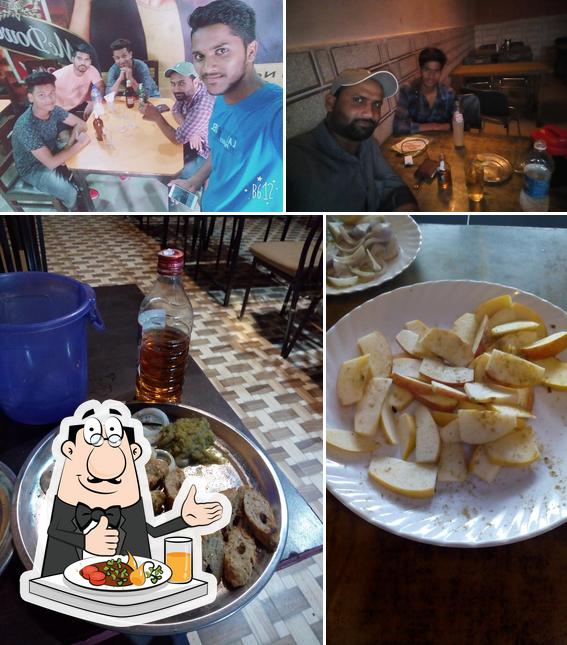 The photo of sood dhaba’s food and interior