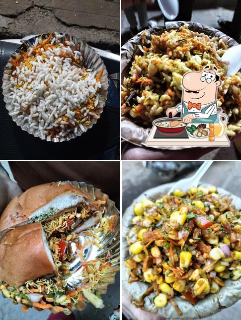 Fried rice at Manju's Bhel Corner