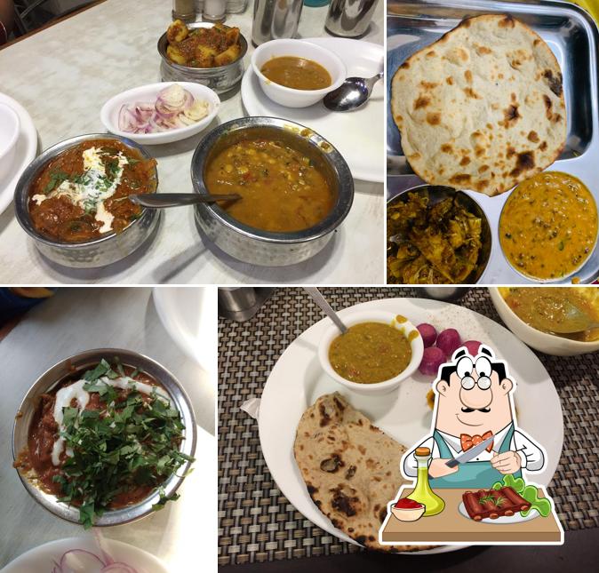 Pick meat dishes at Sialkoti Vaishno Dhaba