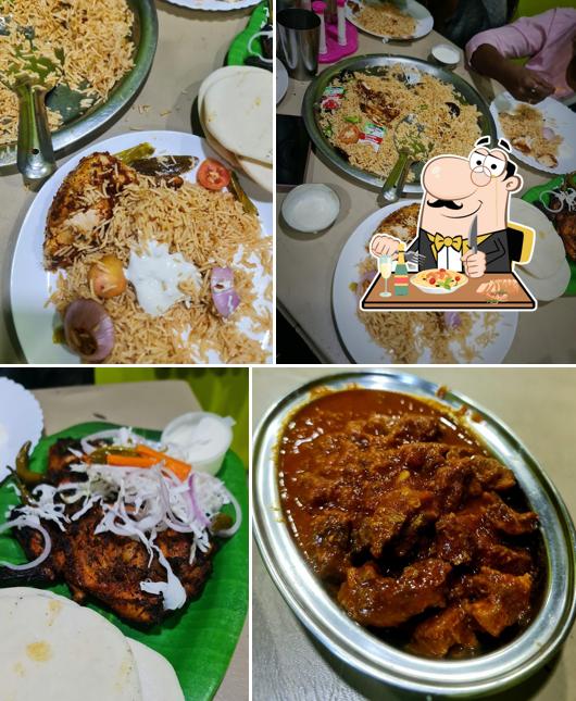 Pad thai at Kalloos Restaurant