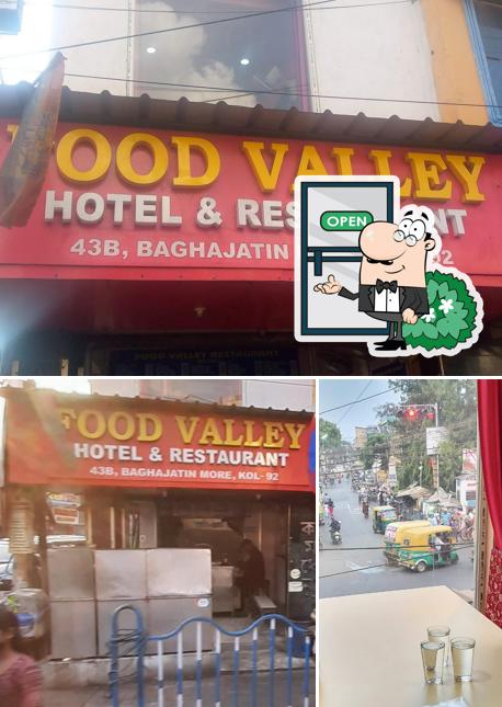 The exterior of Food Valley