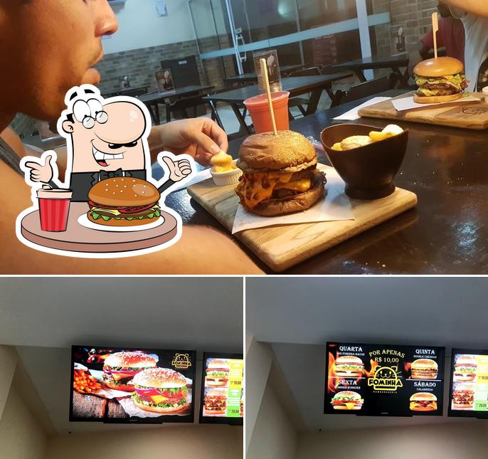 Experimente um hambúrguer no Hamburgueria Fominha