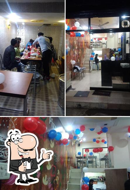 See the pic of Pizza House