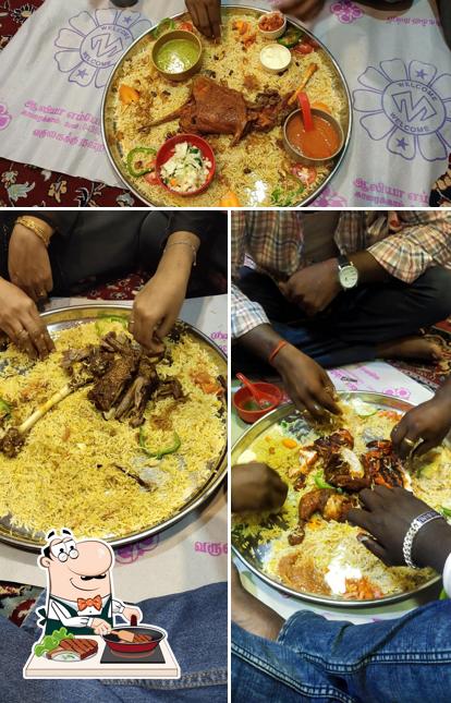 Try out meat meals at New Dar Al Mandhi