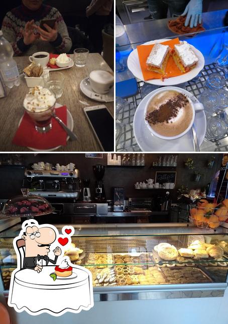 Caffe del Teatro propone un'ampia selezione di dessert