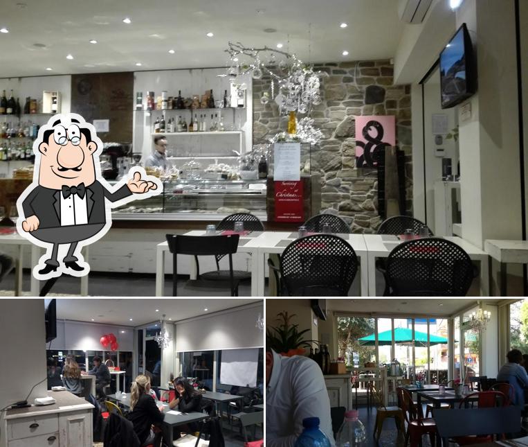Siediti a un tavolo di Giada Cafè