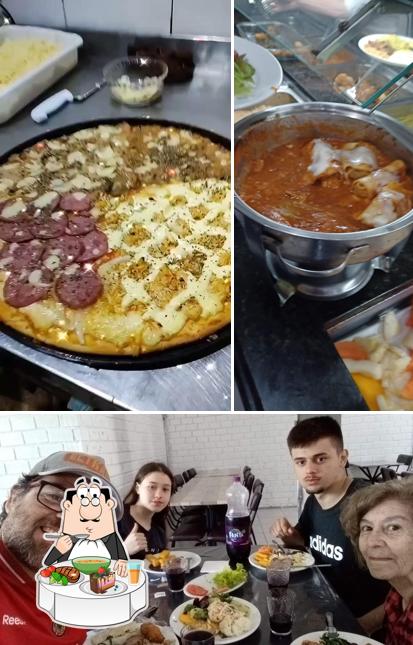 Sopa quente e azeda picante chinesa em Gringa restaurante e churrascaria