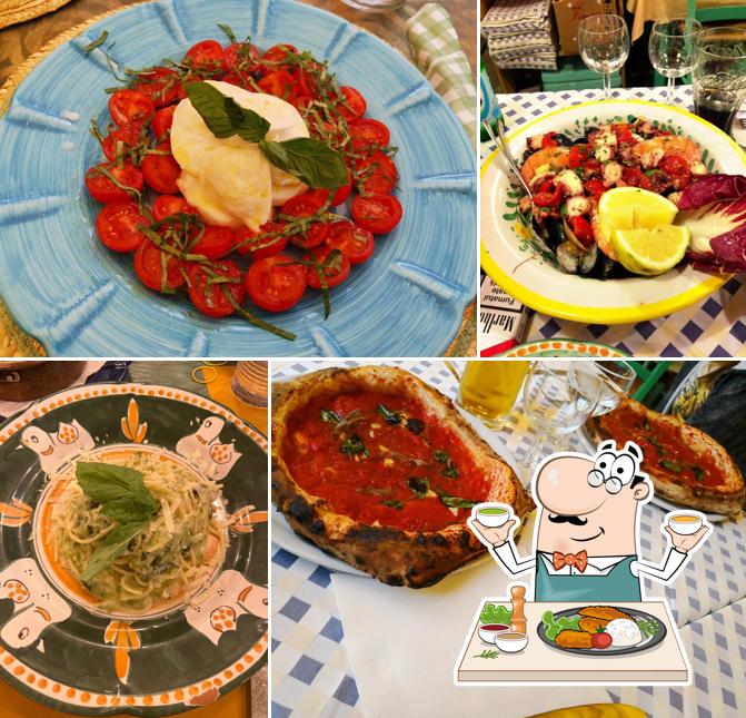 Platti al Ristorante Aglio Olio E Pomodoro