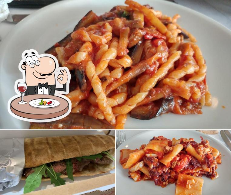 Cibo al Ristorante-Pizzeria Da Cucchiarone