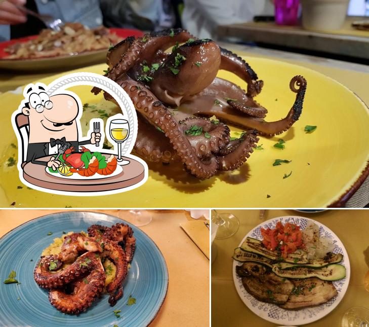 Ordina la cucina di mare a A Putia