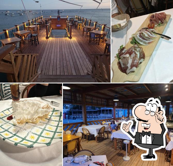 Siediti a un tavolo di Lo Scoglio