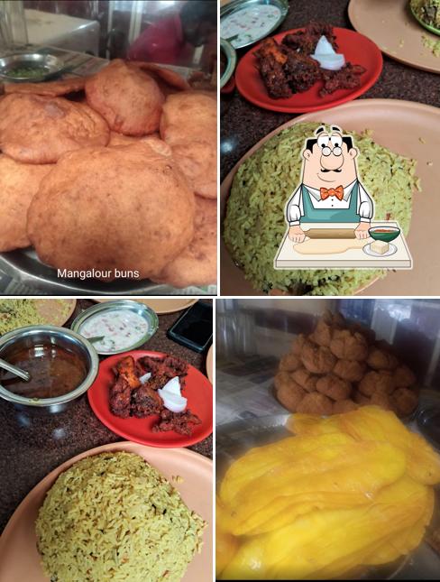 Samosa at M R HOTEL VEG & NON VEG balehonnur CHIKKAGALOUR