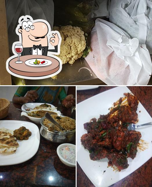 Food at Vanavil Hot Chicken