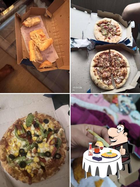 Cheese plate at Domino's Pizza Jhandewalan, New Delhi