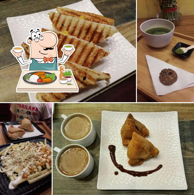 Food at Samocha : Stories Around Chai