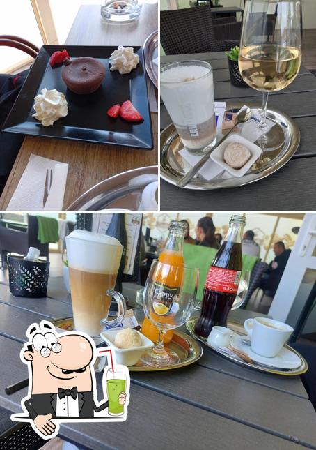 Siesta Cafe