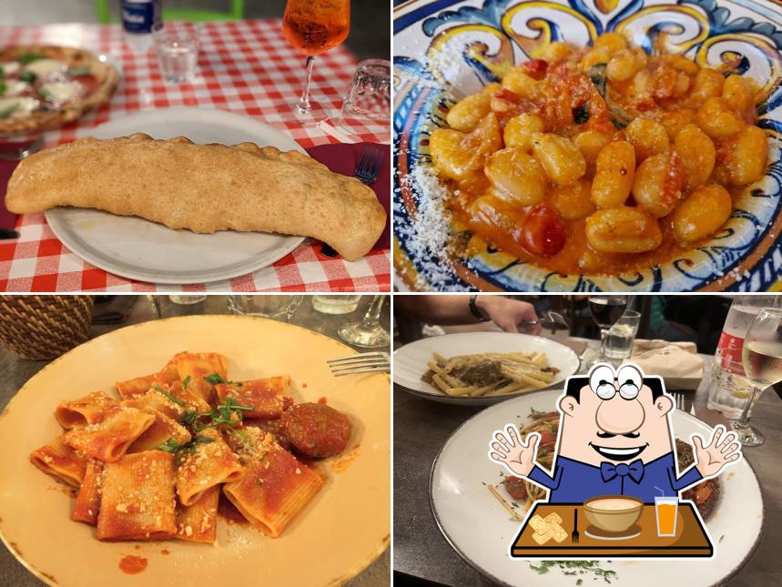 Platti al Trattoria e Pizzeria Spaccanapoli