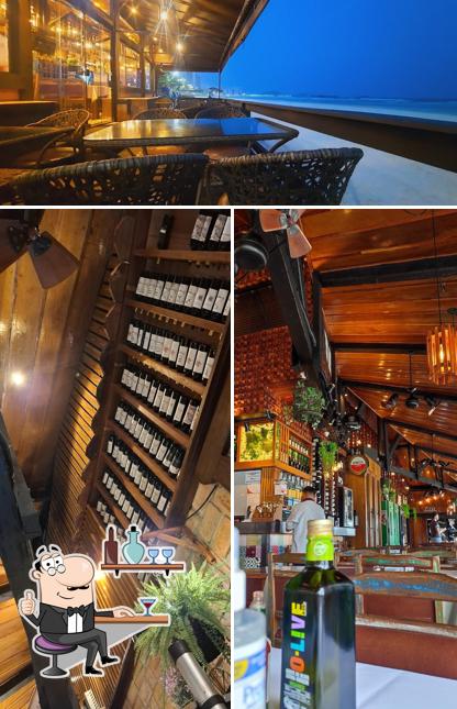 O interior do Restaurante Avelino’s Pitangueiras