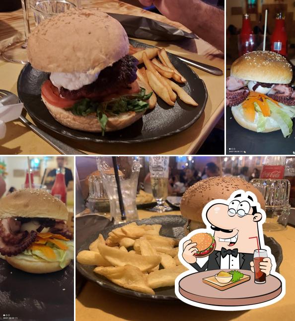 Gli hamburger di Black Dog rocknfood Pub, braceria, friggitoria potranno incontrare i gusti di molti