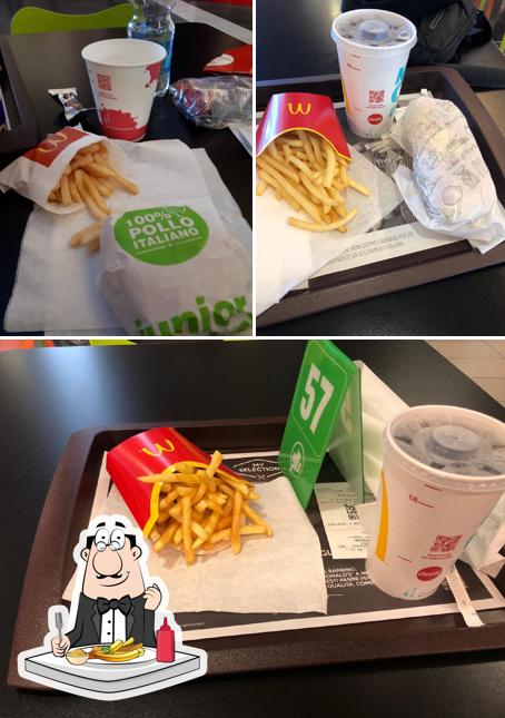 Prova a prendere un piatto di chips a McDonald's Castenaso