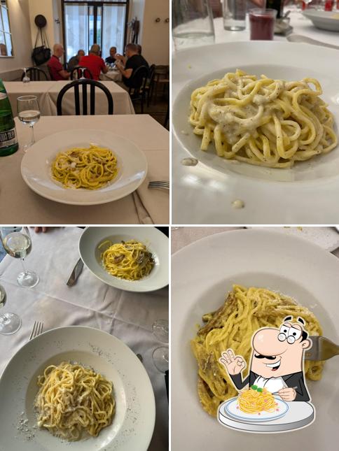 Spaghetti alla carbonara al Ristorante Pizzeria da Michele
