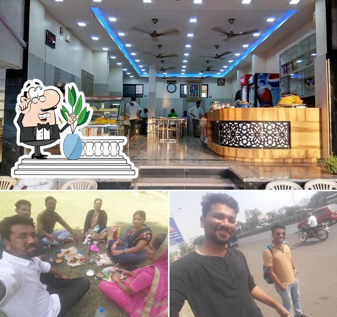 Among various things one can find exterior and food at Monu's RESTAURANT