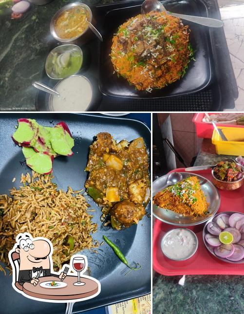Food at garhwal bhojnalay