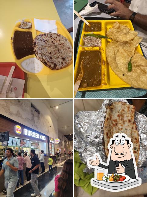 Meals at Amritsari Express