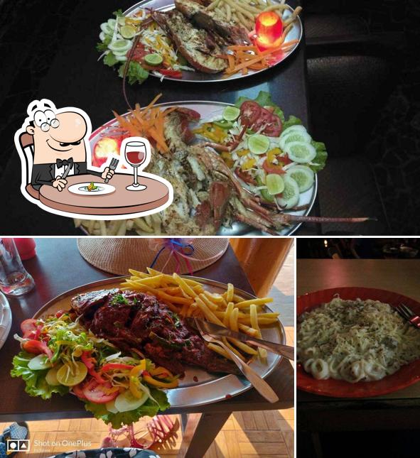 Meals at JANET & JOHN'S RESTAURANT
