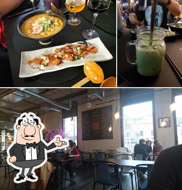 Siediti a un tavolo di Yumi Café